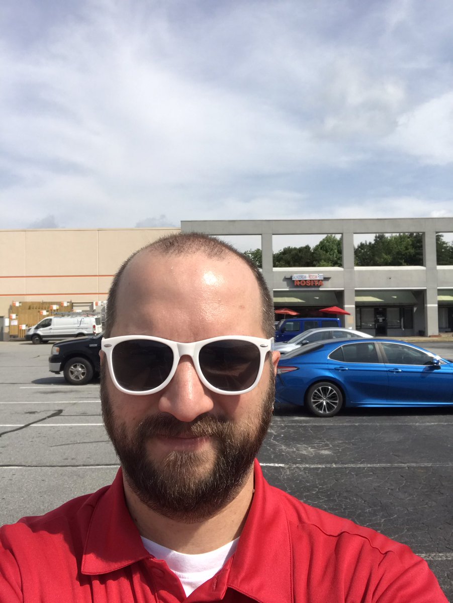 Doing some marketing this morning wearing my red! Might have to try out this Salvadorean spot later for lunch! #TMX