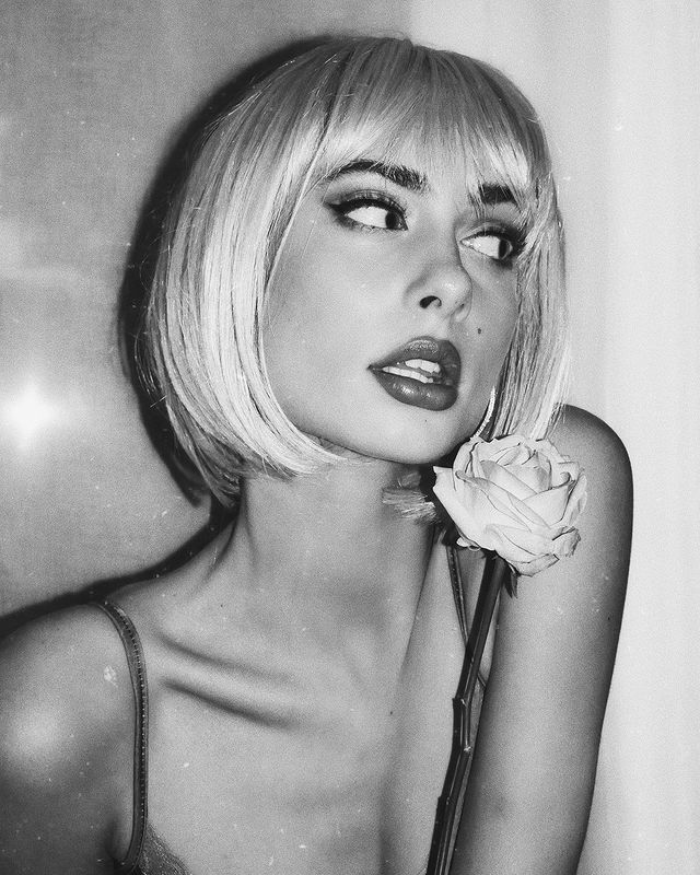 stxrmyflxwr's tweet photo. 🥀| 𝐀 𝐭𝐰𝐞𝐧𝐭𝐲-𝐟𝐢𝐫𝐬𝐭 𝐜𝐞𝐧𝐭𝐮𝐫𝐲 𝐰𝐡*𝐫𝐞. https://t.co/BGyphpYLEo