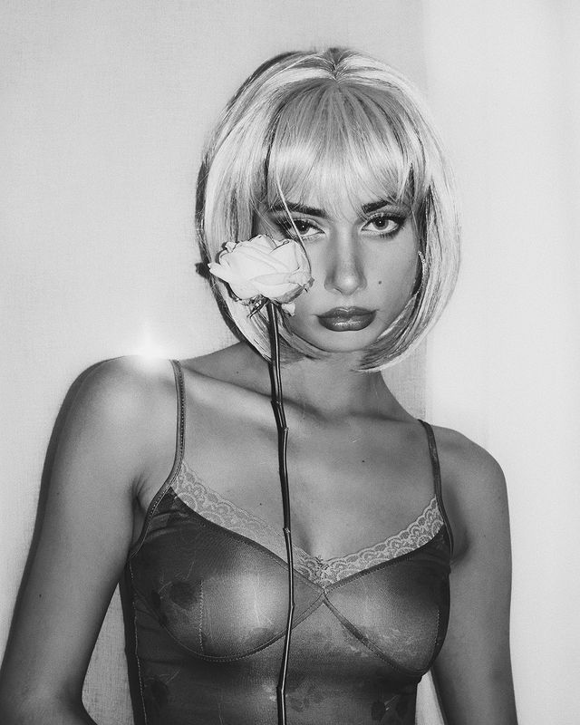 stxrmyflxwr's tweet photo. 🥀| 𝐀 𝐭𝐰𝐞𝐧𝐭𝐲-𝐟𝐢𝐫𝐬𝐭 𝐜𝐞𝐧𝐭𝐮𝐫𝐲 𝐰𝐡*𝐫𝐞. https://t.co/BGyphpYLEo