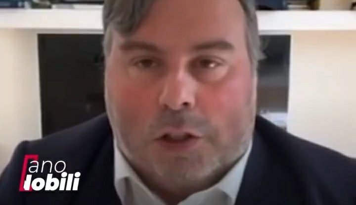 ConteRetweet's tweet photo. Segnalare tutti questo complotto subliminale contro Luciano Nobili. #BastaFango https://t.co/mFt5KqcZ9V