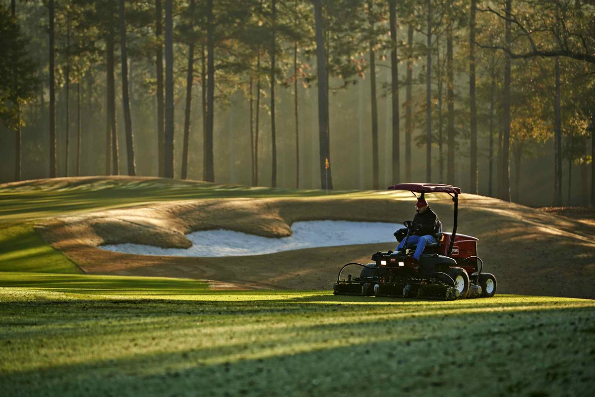 GrasslandCorp's tweet photo. Who's ready for the long weekend? Stay safe out there and make sure you get a few rounds in!🏌️♀️🏌️
#grassland #grasslandequipment #tgif #memorialdayweekend #toro #golf #reelmaster https://t.co/30FBxlF6yg