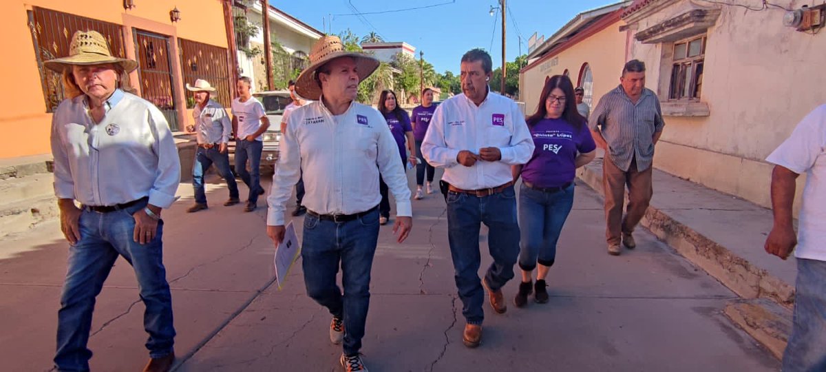 Amanecimos caminando con nuestros candidatos a la Alcaldía y Diputado Local del municipio de Arivechi, un bello rincón de la sierra de nuestro majestuoso estado, donde habremos de cumplir cada compromiso establecido. #caminandoxsonora #bebogobernador #PorLaVidaYLaFamilia