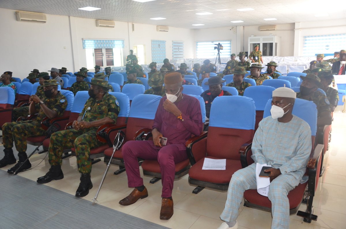 MLAILPKC1's tweet photo. IMAGES FROM THE GRADUATION CEREMONY OF MILITARY OBSERVERS COURSE 30/2021 CONDUCTED BY THE COMMANDANT MLAILPKC MAJ GEN JA ATAGUBA AT MAIMALARI HALL. https://t.co/K0e1DsFHAW