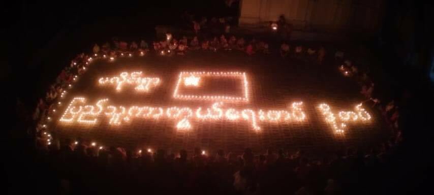 SpringBago's tweet photo. Peaceful Night Protest with candle light portraying that "Our People Defense Force "in #Paline village, #ShweBo tsp on May 28. 

#WhatsHappeningInMyanmar
#May28Coup https://t.co/DYY5W6hPYJ