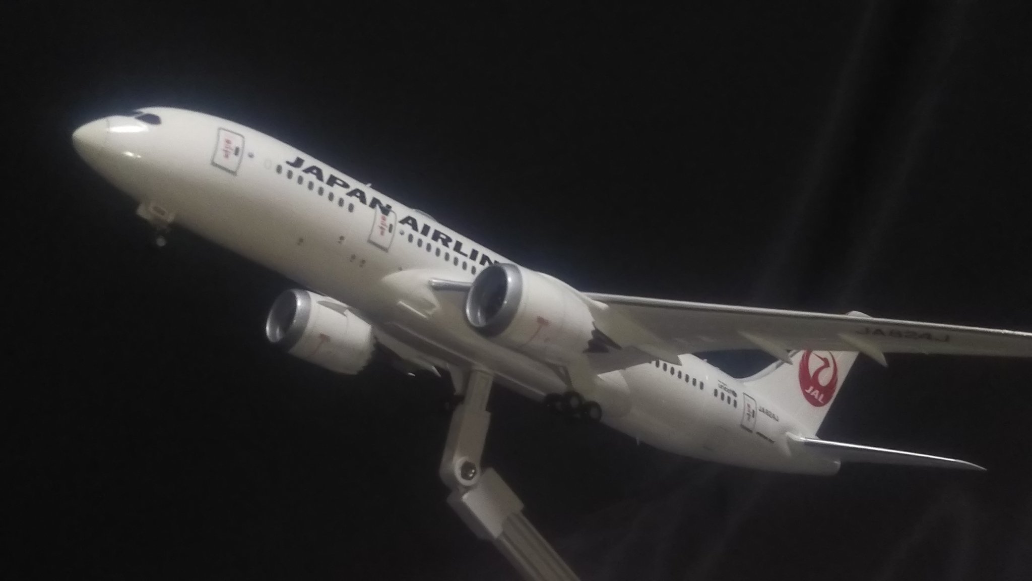 Zero Trec 旅客機プラモ Jal Jal 87 8完成しました 機体番号はja4jですがあと2 3年程でzip移籍でしょうかねぇ T Co Vwdgxbnyzu Twitter