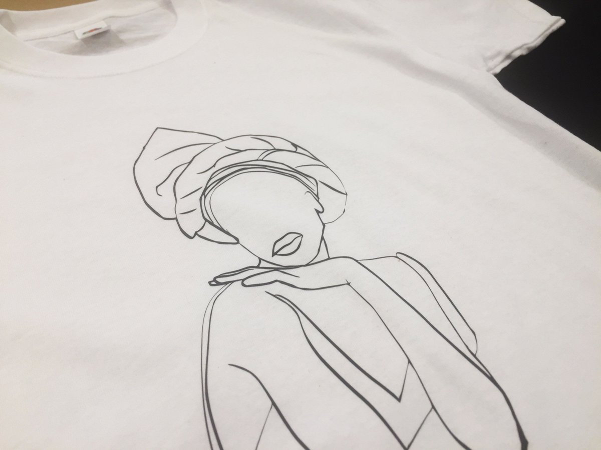 ColourCrewPrint's tweet photo. Check out these beautifully designed T-shirts we had the pleasure of producing last week. Printed on soldark / vinyl material, plot cut and then heat-pressed on the T-Shirts. Designed by IG: @artbyemelda - Check out more of her artwork!
#apparel #streetwear #tshirtprinting #print https://t.co/S1g9FZkV01