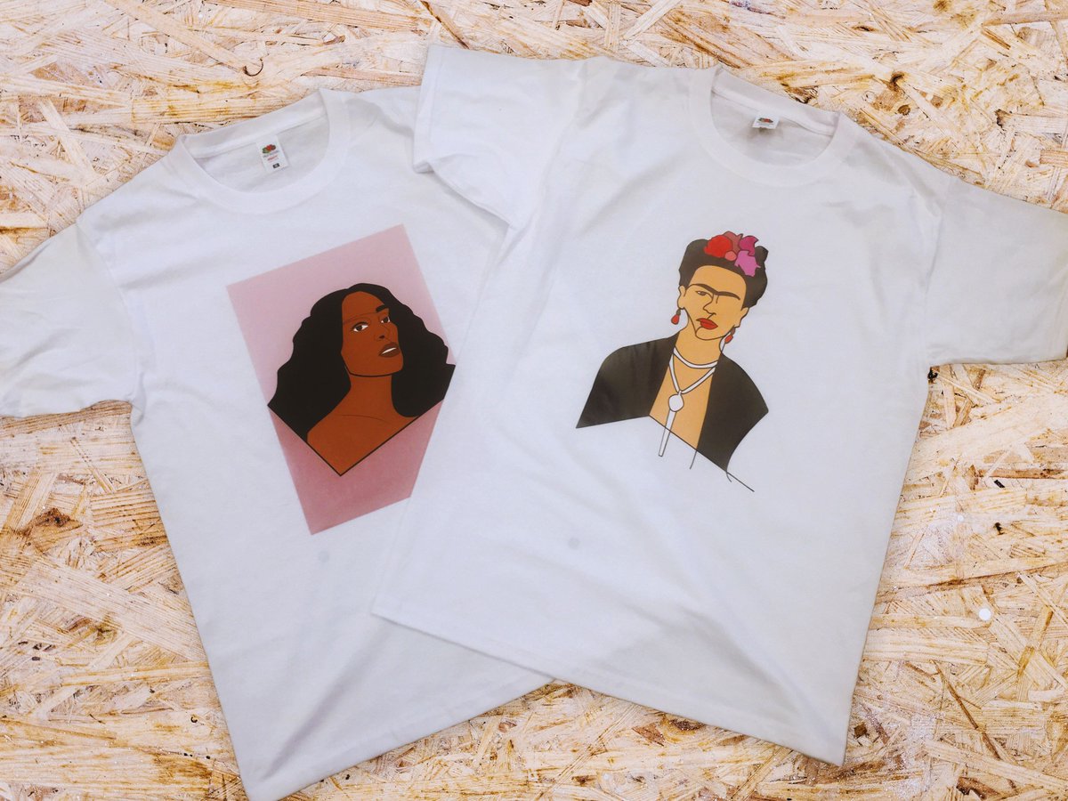 ColourCrewPrint's tweet photo. Check out these beautifully designed T-shirts we had the pleasure of producing last week. Printed on soldark / vinyl material, plot cut and then heat-pressed on the T-Shirts. Designed by IG: @artbyemelda - Check out more of her artwork!
#apparel #streetwear #tshirtprinting #print https://t.co/S1g9FZkV01
