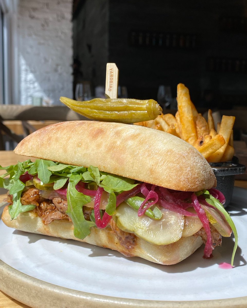ybrestaurants's tweet photo. It's #NationalBurgerDay & #NationalBrisketDay, so obviously we're celebrating both with π§ππ ππ₯πππ§ ππ ππ₯ππππ‘ ππ¨π₯πππ₯ and a π¦π π’πππ ππ₯ππ¦πππ§ π¦ππ‘ππͺπππ. π β
β
#Yardbird #burger #americanburger #smokedbrisket #brisketsandwich #southerngoodness https://t.co/o3tv8iT4M3