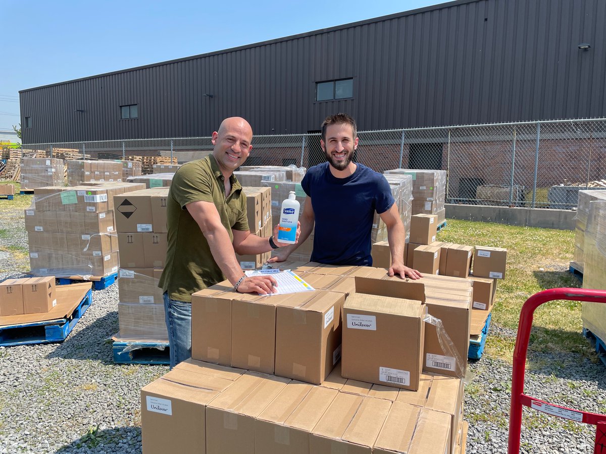 We are excited to offer our schools free hand sanitizers for their students! Please come pick up at our BCO while supplies last!  Thank you to Kids in Need Foundation for their partnership and donation! @BxSuptTobia