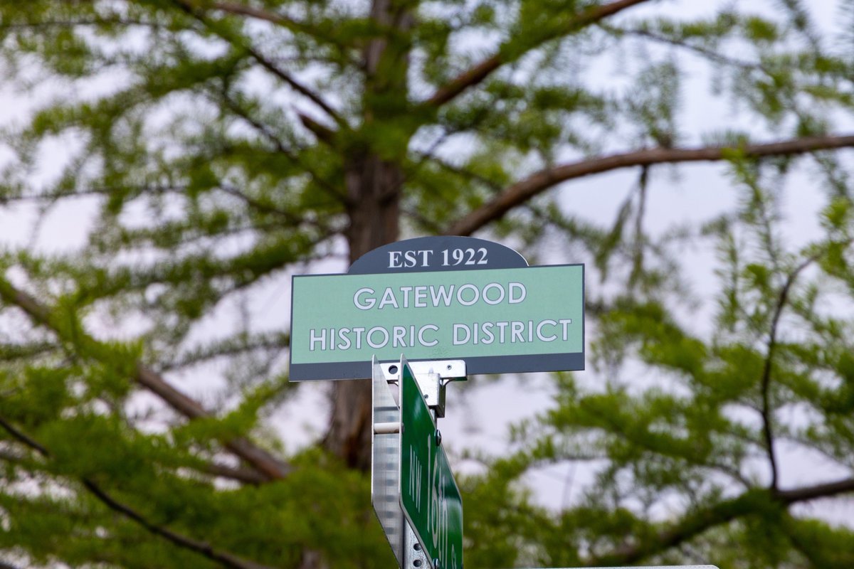 Gatewood sign toppers are now available for purchase! Adopt an interior corner or buy it as art…40% of sales will go toward Gatewood park improvements. Check out full details and order today!
gatewoodokc.com/site-toppers-i…