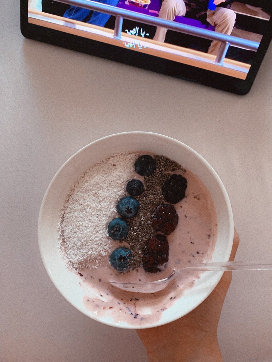 Ralgazeeey's tweet photo. ✨🍓🍌🥥✨ https://t.co/INVR69mOIh