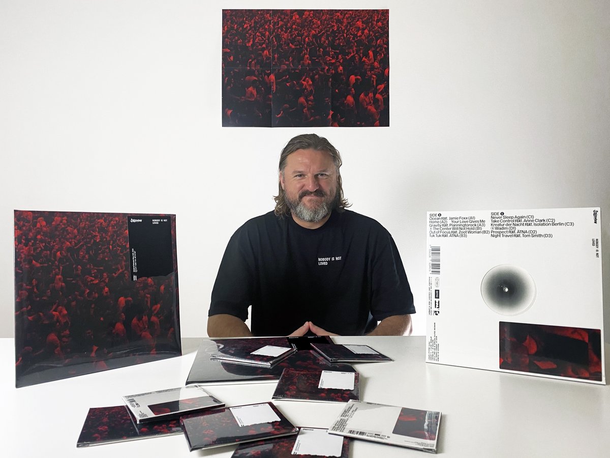 „Nobody Is Not Loved“ is out today.
All my love goes out to the amazing people that worked with me on the album and the incredible featuring artists who completed the vision:  solomun.lnk.to/NobodyIsNotLov… 

#Solomun #NobodyIsNotLoved #NINL #OutNow