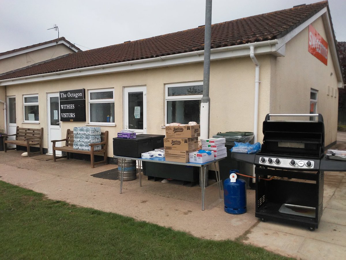 ECC Food tweet media