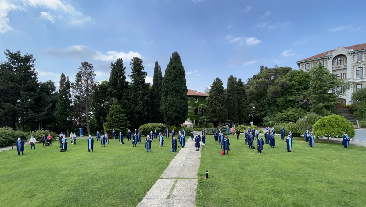 28 Mayıs 2021 Boğaziçi Üniversitesi Akademisyenleri Nöbeti no.98 (Direnişin 21. haftası/145.günü) - May 28th, 2021: Bogazici University Faculty Vigil #98/21st week/145th day of the resistance <a href="/UniBogazici/">Boğaziçi Üni.</a> #KabulEtmiyoruzVazgeçmiyoruz @unibogazici_en #WeDoNotAcceptWeDoNotGiveUp
