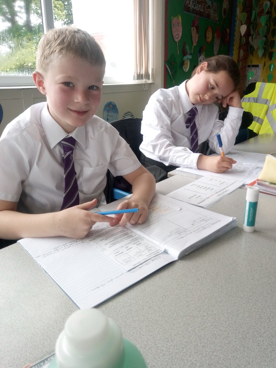 EPSPrep3's tweet photo. We are so busy today in English!
We have been using conjunctions for time, place and cause.
Fabulous work Prep 3! 🌟
#EPSachieve@edenhurstschool https://t.co/uGLSCEOTQL