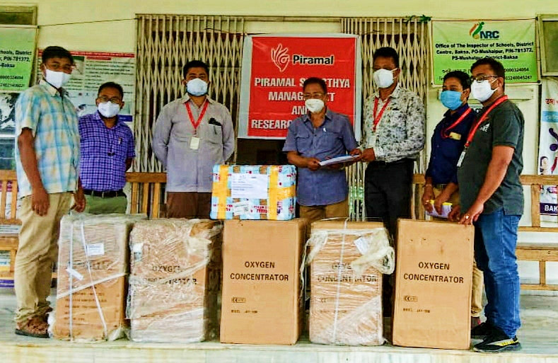 nhmbaksa's tweet photo. #BaksaFightsAgainstCOVID19 
In response to COVID-19, support continues by #PiramalSwasthya NITI-ADT team to Baksa district with another 5 no's Oxygen Concentrator &amp; 86 no's Pulse Oximeter.
@NITIAayog @nhm_assam @PramodBoroBTR @dcbaksa @PomiBaruah https://t.co/ILT9QXlH76