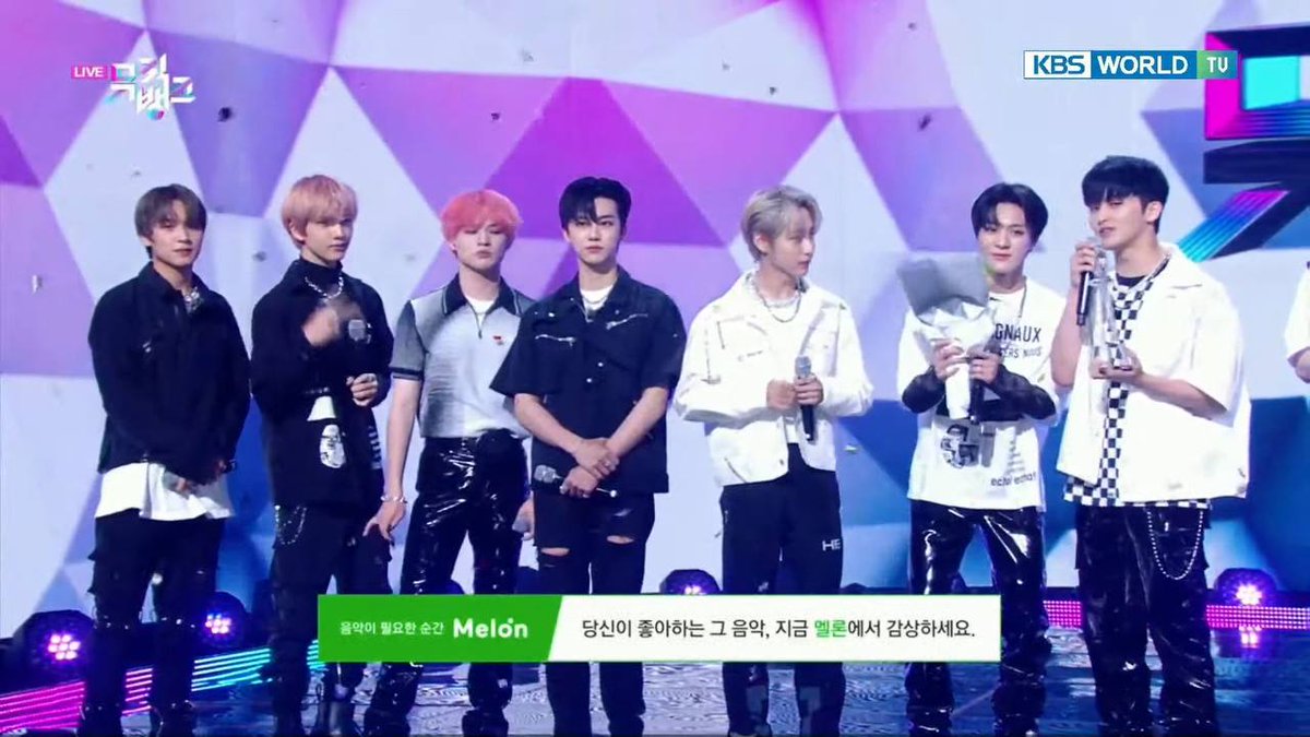 skkchaniee's tweet photo. CONGRATULATIONS BOYS!!! 🥳💗 again again and again
THANKYOU FOR YOUR HARDWORK ALWAYS!!! 
@NCTsmtown_DREAM 

#HotSauce7thWin
#7WinFor7Dream
💚💚💚💚💚💚💚 https://t.co/NcrQsh0WIW