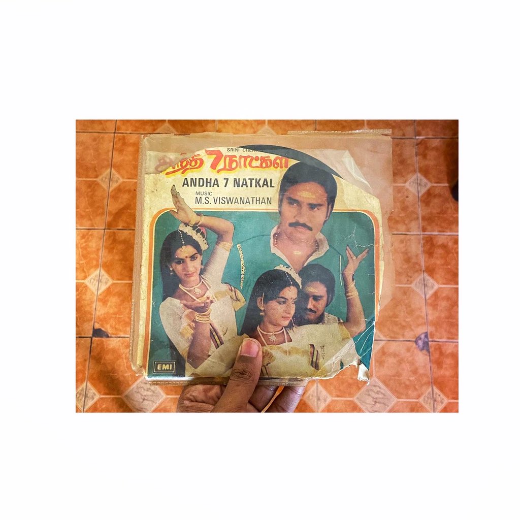 deejay_phani's tweet photo. @ungalKBhagyaraj #antha7natkal one of the finest Tamil movie in the 80βs #TamilCinema #tamil #bhagyaraj @imKBRshanthnu #deejayphani #recordcollector #records #music https://t.co/HmPcqu4rsR