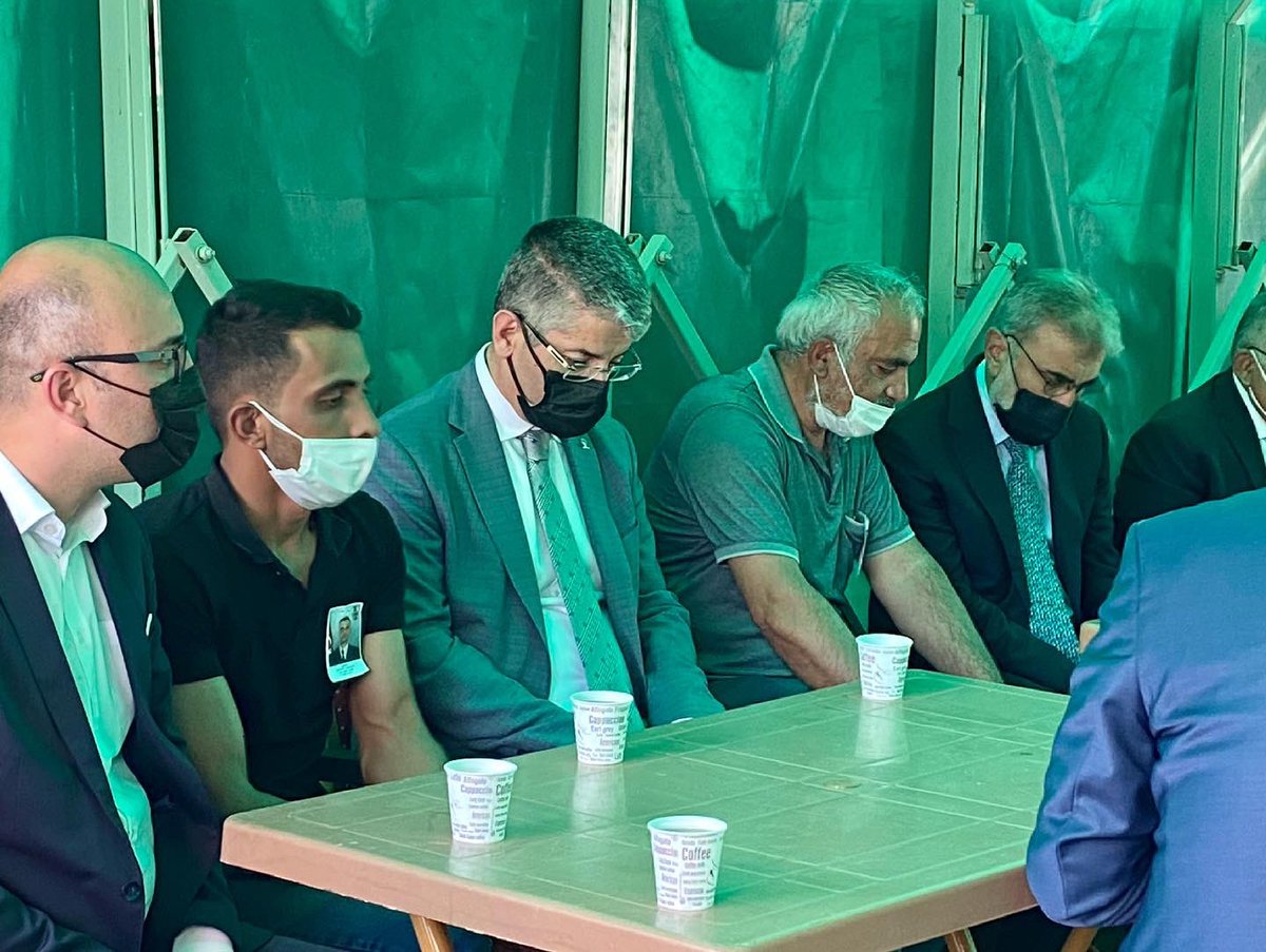 sabancopuroglu's tweet photo. Bakanımız Taner Yıldız, Büyükşehir Belediye Başkanımız Memduh Büyükkılıç ve Teşkilatımız ile birlikte Bünyan’lı şehidimiz Eyüp Gergin’in değerli ailesini ziyaret ederek taziyelerimizi ilettik. Aziz şehidimizin mekanı cennet olsun inşallah. Ailesine sabırlar diliyoruz. https://t.co/eBdweZmYJt