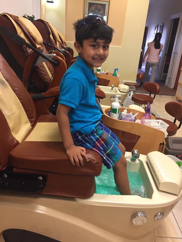 NabilaKhawaja's tweet photo. 2016 #BabyJ ‘s first manicure pedicure 
He loved it!! 
#boymommy #singlemomdiary https://t.co/8KwBR7KrDt