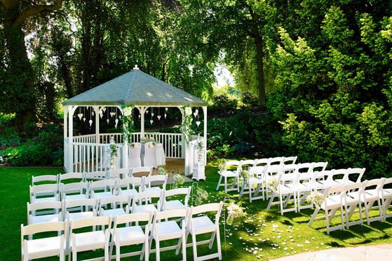 "Everything was synchronised, professional and friendly which meant we didn’t have to think of anything but enjoying the day. We felt very special, we felt that our day was very special to them." - Barbara &amp; Dan 🥰

Thank you for sharing your lovely comments via @hitchedcouk 💍