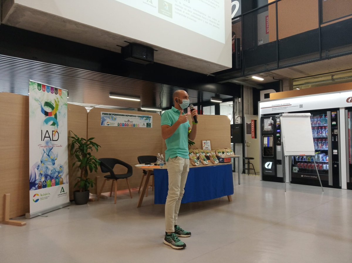 iadeporte's tweet image. Cómo comunicar sobre #deporte en #inclusión e igualdad en un foro para profesionales y estudiantes de periodismo en #Granada. 

Deportistas de alto nivel con discapacidad y sin discapacidad contaron sus experiencias en el mundo de la comunicación.

bit.ly/2TguJhy