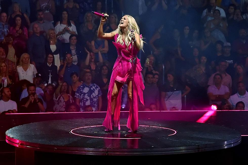 1065WYRK's tweet photo. Which concert would you rather go to right now?
@mirandalambert or @carrieunderwood
#ClayAndCompany https://t.co/O8kUfCU9W7