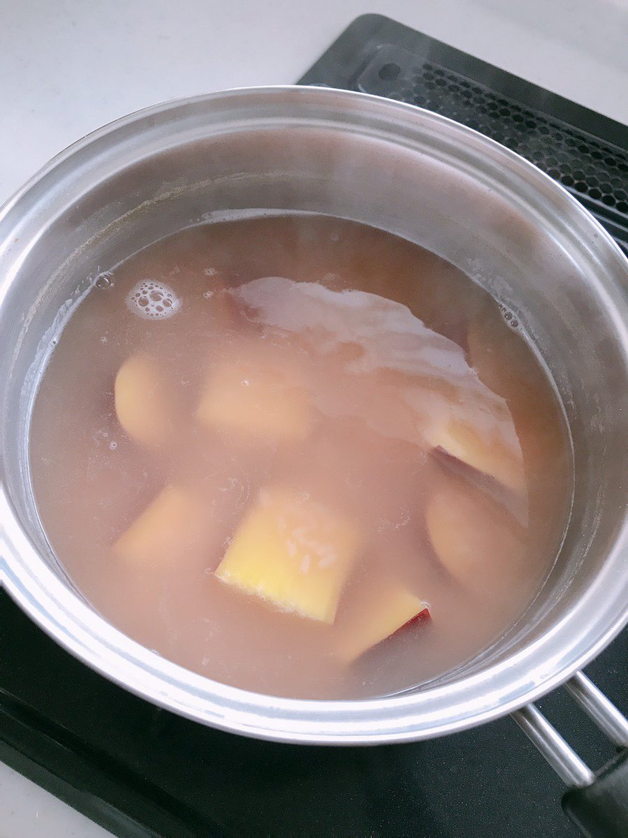 Monaca まおしゅん1 5巻発売中 甘やかしおやつに出てきたおかいさん 私の母の作るおいものおかいさんのいものでかさがこちらになります でかい