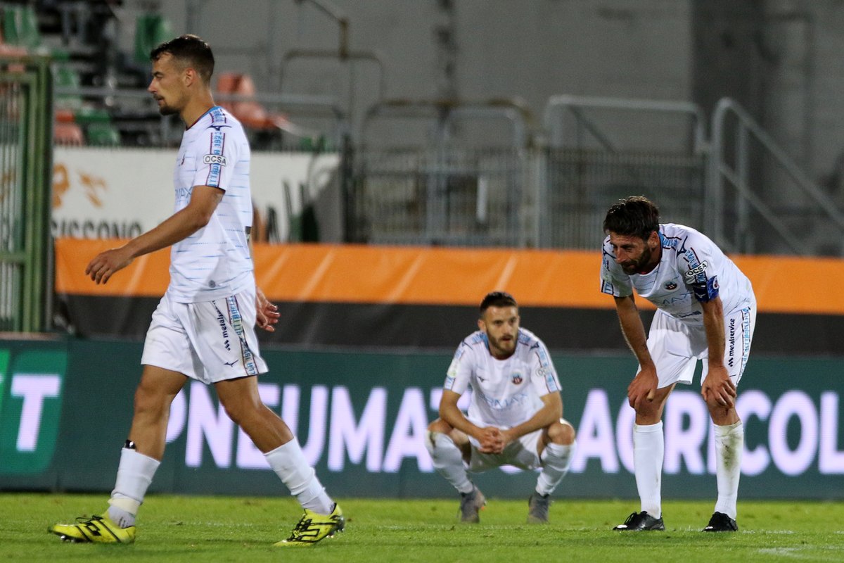 Lega_B's tweet photo. ONORE AI VINTI
๐ฑ๐ป I granata mettono in campo cuore e grinta, ma ancora una volta si devono arrendere nel finale al sogno Serie A.
Complimenti da parte di tutta la Lega B a una societร che รจ ormai diventata una realtร del nostro calcio.
#SerieBKT #playoff21 #VENCIT https://t.co/6x8HY1KsMn