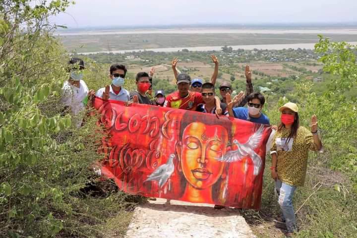 myat_moon's tweet photo. Photos from a strike by Mandalay MyaTaung Hiking team. #WhatsHappeningInMyanmar  #May28Coup https://t.co/Ov9H2UZHx1