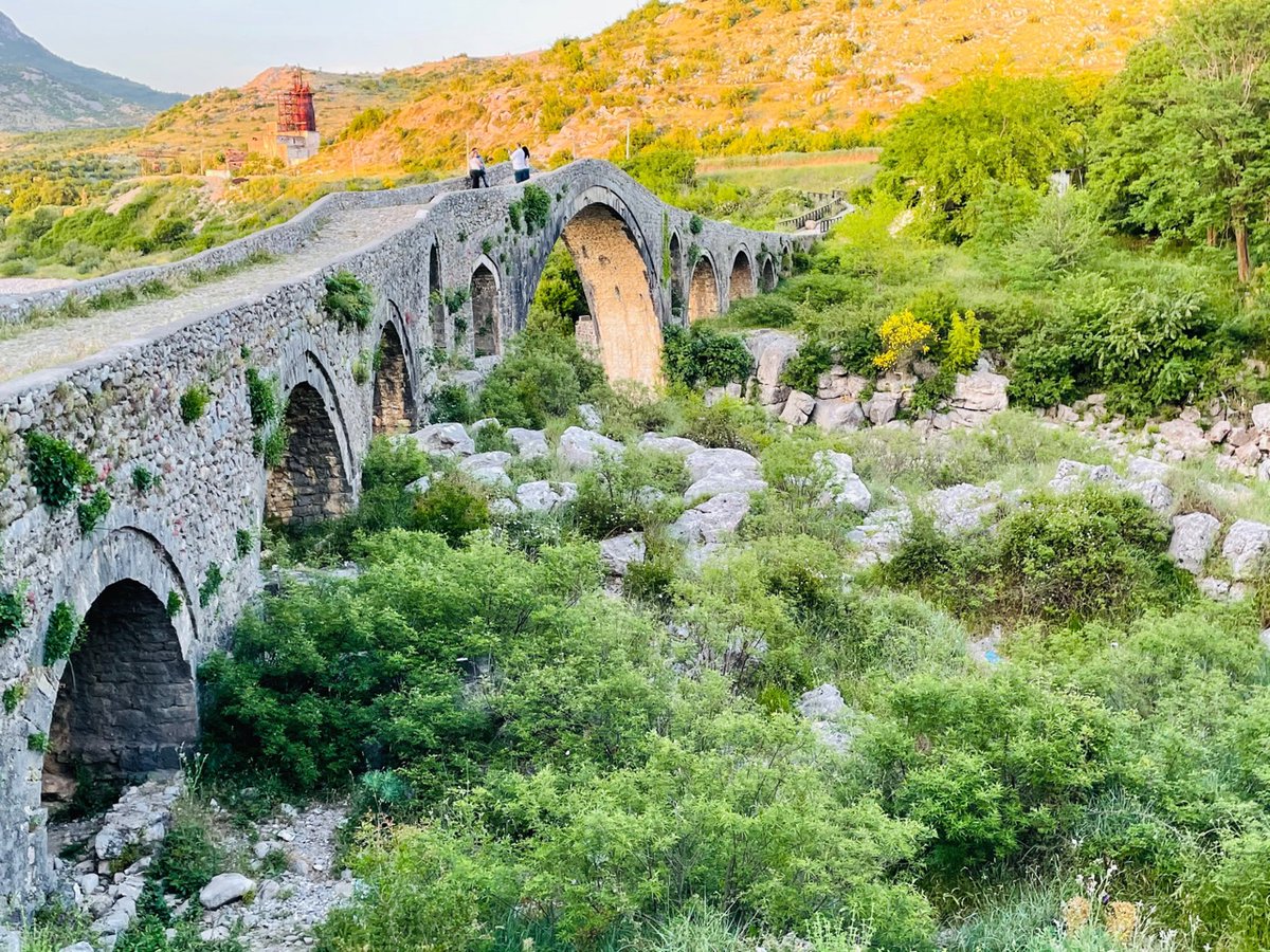 1001inventions's tweet photo. #DidYouKnow magical #Mesi #Bridge is the longest and best preserved #bridge in #Albania that remains from the #Ottoman period? Find out more: https://t.co/5SqUXCzwLp
DISCOVER fascinating #LesserKnownStories: https://t.co/D3UwGf4Vf5
#architecture #wonders https://t.co/uwrxOWo8al