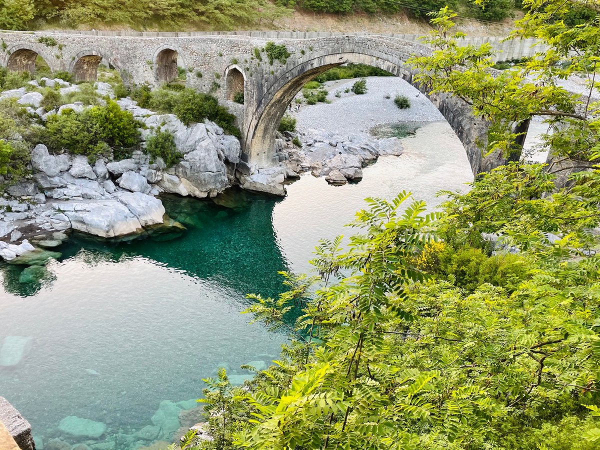 1001inventions's tweet photo. #DidYouKnow magical #Mesi #Bridge is the longest and best preserved #bridge in #Albania that remains from the #Ottoman period? Find out more: https://t.co/5SqUXCzwLp
DISCOVER fascinating #LesserKnownStories: https://t.co/D3UwGf4Vf5
#architecture #wonders https://t.co/uwrxOWo8al