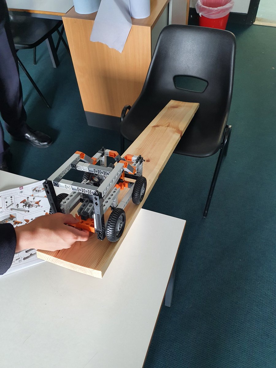 MsLumsden tweet media