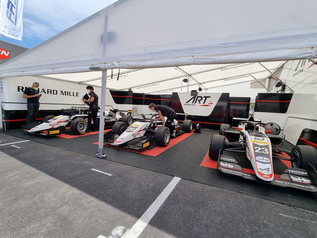 @PaulRicardTrack #FP1 
<a href="/GregoireSaucy/">Grégoire Saucy🇨🇭🏎</a> (<a href="/ARTGP/">ART Grand Prix</a>) 1:58.381 ⏱️
<a href="/HadrienDavid/">Hadrien David</a> (<a href="/R_aceGP/">R-ace GP</a>) +0.416 ⏱️
<a href="/Patrik_Pasma/">Patrik Pasma</a> (<a href="/KMotorsport/">KIC motorsport</a>) +0.556 ⏱️