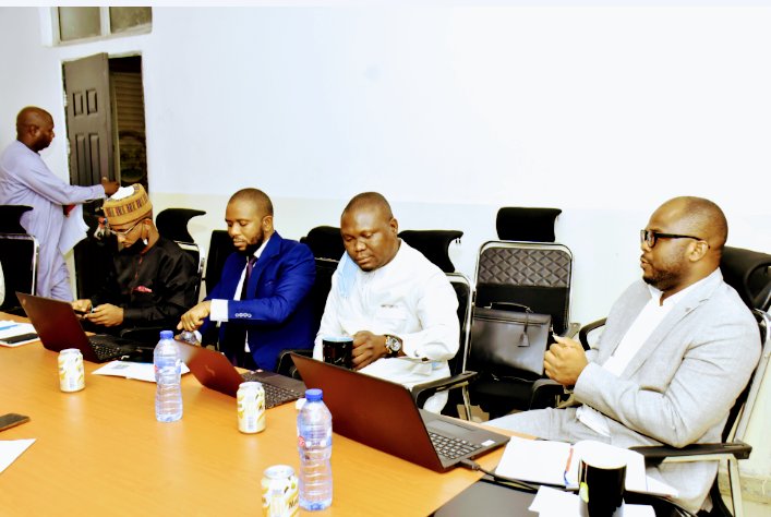 kadirsgovng's tweet photo. The Executive Chairman, Dr. Zaid Abubakar and Management team, Received the RS &amp; O-Global Services Consultant, with a presentation proposal on "Back duty tax audit investigation", today at the KADIRS's Corporate Headquarters, Kaduna. @InsideKaduna_ @elrufai @WorldBank https://t.co/6cmGb6Idur