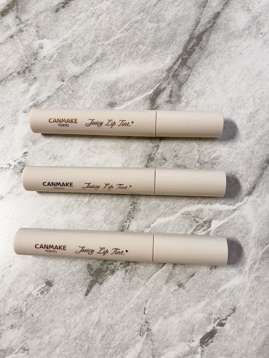 白雪ちゃん S Tweet キャンメイク ジューシーリップティント カラーも名前も可愛い 荒れないし瑞々しくて名前のとおりジューシー グロスのようなつやつやリップ しかも無香料なので香りに敏感な時でも安心して使える 5min待ってが合言葉みたいで5分
