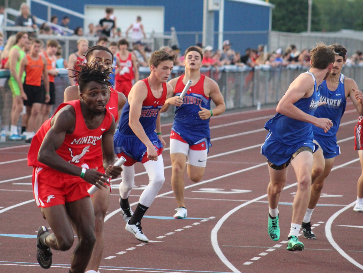 2 boys SPRINT relays teams advanced to Saturday's finals from Thursday's prelims as part <a href="/OHSAASports/">OHSAA Sports</a> Division II Region 7 track &amp; field meet. Portsmouth boys 4x100m (7th) &amp; Northwest boys 4x400m (3rd). <a href="/JacobSmithPDT/">Jacob Smith</a> <a href="/Williams69Mark/">Mark Williams</a> @EddieEScott1 @MrBurtonsOffice <a href="/PHS_WeAreOne/">Trojan Army</a>