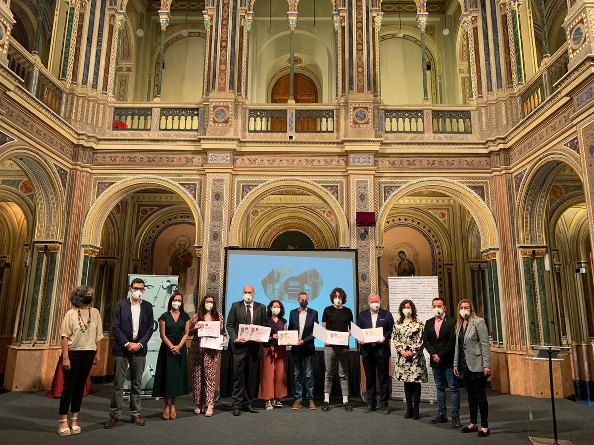 Maldita.es (@maldita) on Twitter photo ¡Hemos ganado en <a href="/MalditoDato/">MALDITO DATO</a> el Premio Go! a la difusión del Gobierno Abierto en medios y redes sociales que otorga la <a href="/dipvalencia/">Diputació de València</a> !
Muy contentos con este galardón y enhorabuena al resto de premiados #transparencia ¡Hemos ganado en <a href="/MalditoDato/">MALDITO DATO</a> el Premio Go! a la difusión del Gobierno Abierto en medios y redes sociales que otorga la <a href="/dipvalencia/">Diputació de València</a> !
Muy contentos con este galardón y enhorabuena al resto de premiados #transparencia