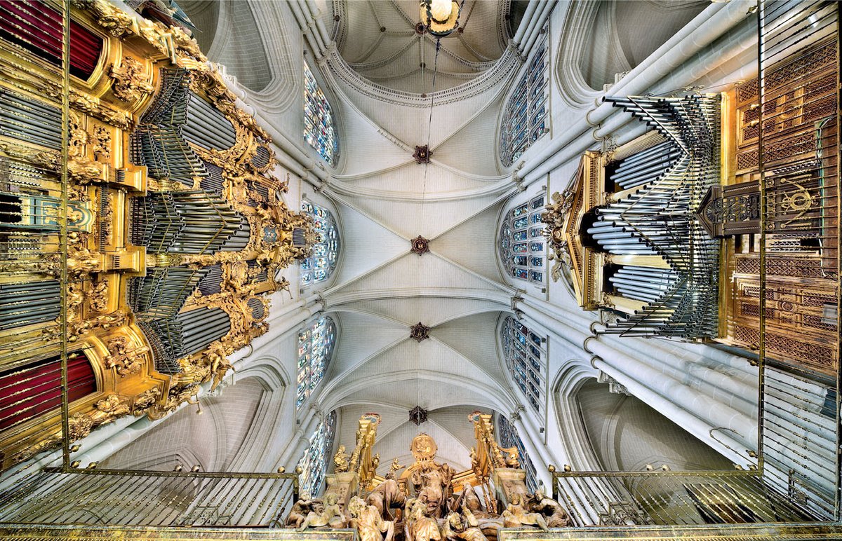 UMAFORMACION's tweet photo. ¡Feliz día de #CastillaLaMancha!
En nuestra región se encuentran algunas de las obras y monumentos más importantes del patrimonio cultural mundial 👏👏👏
🔗 https://t.co/ElTrKn449x
#Cultura #Turismo  #Toledo #UMAformación con @SICP_de_Toledo, @ToledoMonumenta y @ProyCulturales https://t.co/lZhHK0oR9I