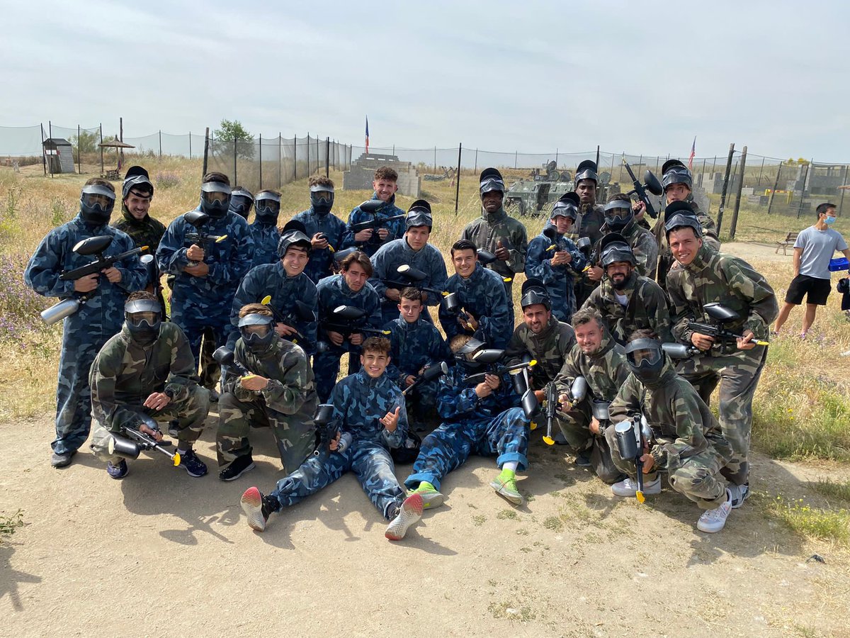 Final de la 20/21. 
Otra temporada más que hemos podido hacer lo que más nos gusta... ¡¡DISFRUTAR!! ⚽️

Gracias a todos y cada uno de los que he tenido cerca este año, juntos somos un equipazo 💛. 

<a href="/AD_Alcorcon/">A.D. Alcorcón</a>
