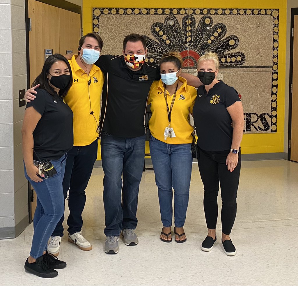 Robin L Wheeler (@mswheeler_rmhs) on Twitter photo Happy Friday from Rocketville! #RocketsRockIt๐ <a href="/Rocket__Nation/">#RocketNation ๐๐ค๐๐</a> <a href="/RMHS_MainOffice/">RMHS Main Office</a> @RMHS_Principal <a href="/RMHSmagnet/">Mr. Jelen</a> @RM_Roberson @RMHS_Lopez <a href="/MrDurbin_RMHS/">MrDurbin_RMHS</a> Happy Friday from Rocketville! #RocketsRockIt๐ <a href="/Rocket__Nation/">#RocketNation ๐๐ค๐๐</a> <a href="/RMHS_MainOffice/">RMHS Main Office</a> @RMHS_Principal <a href="/RMHSmagnet/">Mr. Jelen</a> @RM_Roberson @RMHS_Lopez <a href="/MrDurbin_RMHS/">MrDurbin_RMHS</a>