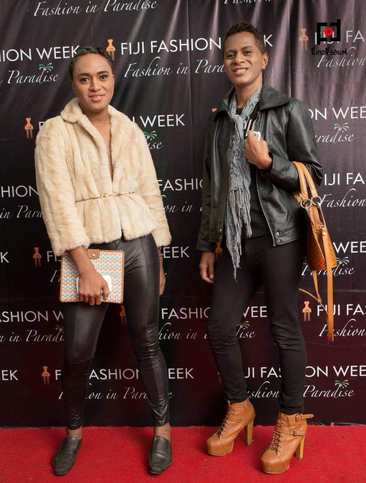 DavinaKunalangi's tweet photo. It could've been this again😏 Vaka meu mirror selfie jiko vei noqu pager!😅😘 My first appearance at the Fashion scene to support our local @FijiFashion industry. S/O to all the designers and models and connoisseurs of the arts for supporting our local industry. @danmatanimeke https://t.co/JLsnKZkyiE