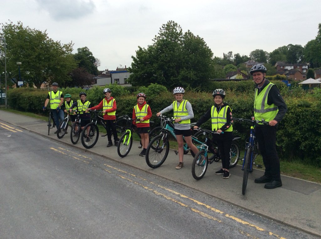 WinningtonPPS's tweet photo. Year 6 pupils have participated in Bikeability this week. All now can safely ride their bikes, well done. #BikeRight #BritishCycling #PeteMitchellGB #vrssp https://t.co/ltIiCU5YbG