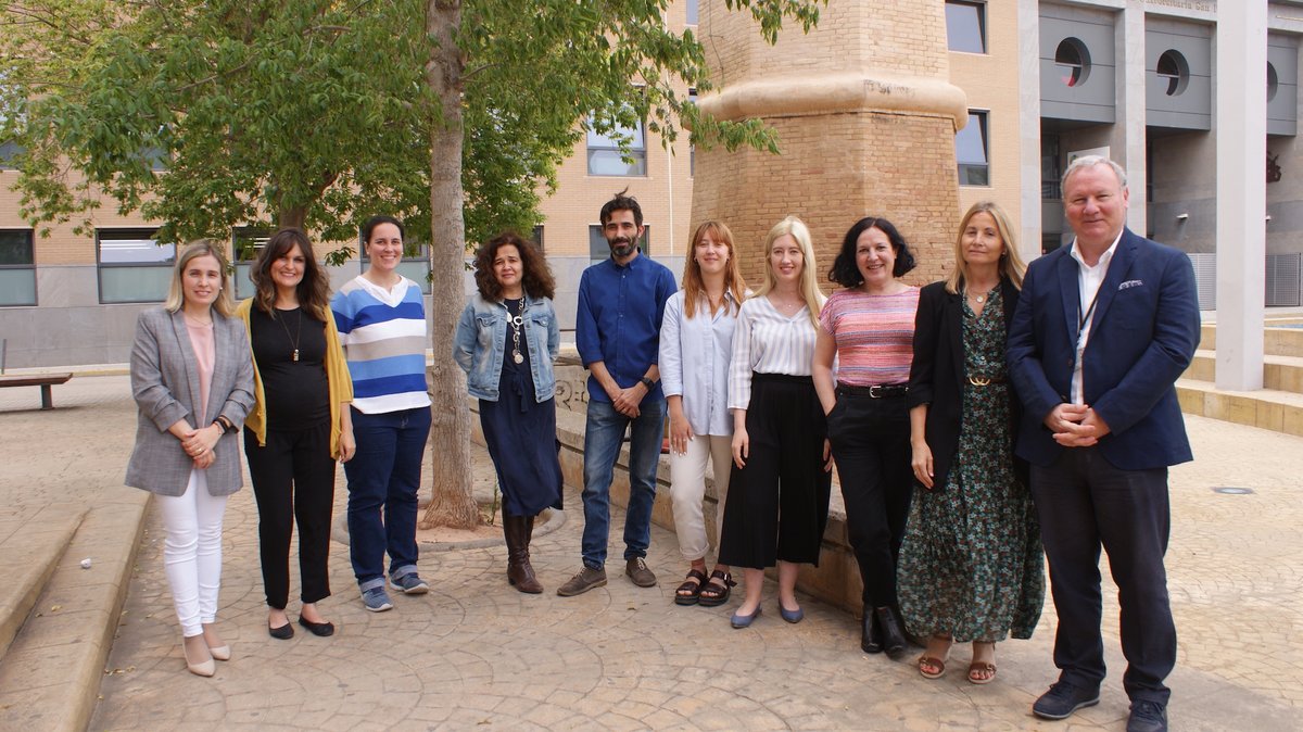 CienciaUCHCEU's tweet photo. 🏆 Premio GO! Societat Civil de la @dipvalencia para el Observatorio de Gobernanza, Transparencia y RSC de @uchceu!!! 👏🏽👏🏽👏🏽
Felicidades a los profesores e investigadores de este Observatorio que fomenta la #transparencia de los organismos públicos locales
https://t.co/yJWIkeulP5 https://t.co/GJ31Nd31ou
