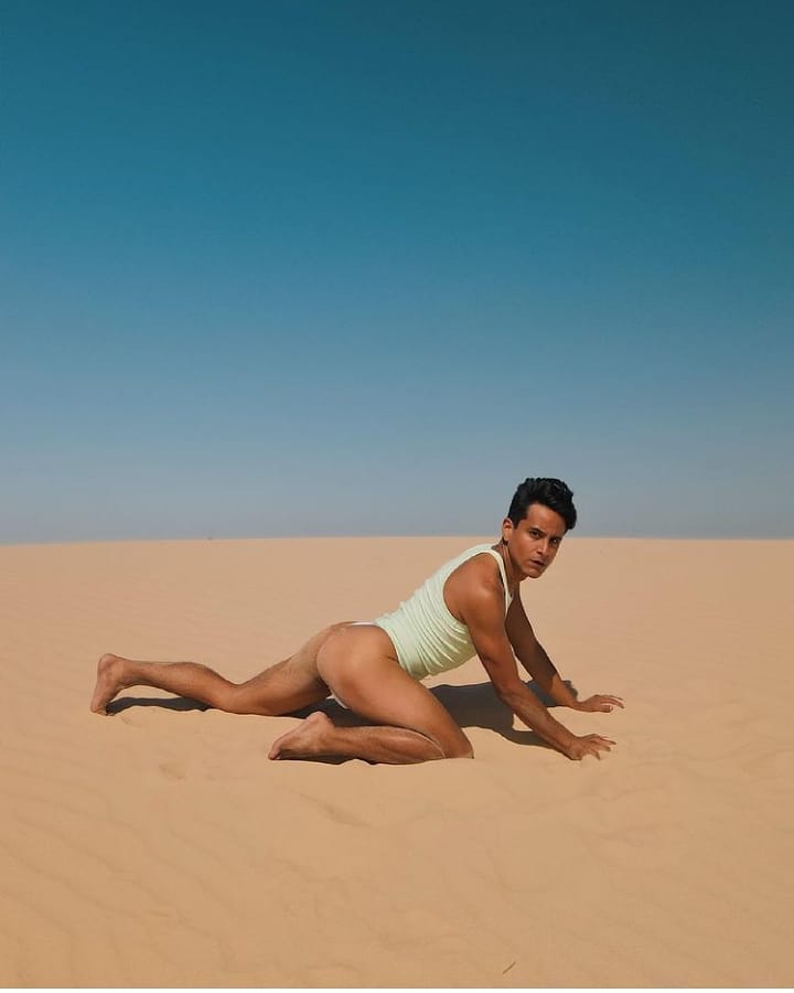 QueerVisuals's tweet photo. 📷https://t.co/I6rsIc4ZeF
Tag #queervisuals and follow us to get our attention

[#gay #gayphotography #queer #queerart ] https://t.co/A1qddUnKH0