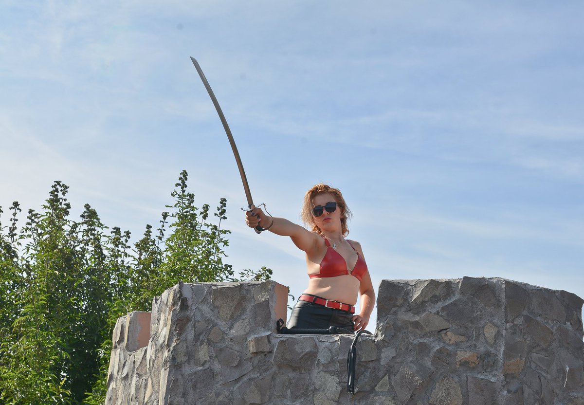 leerslaafje's tweet photo. #Mistress @MistressZeidaRO has prepared a warm welcome for you, slave. Time to surrender to Her. you will #Serve & #Worship Her, you will be #Trained and #Punised. you can not longer live without Her. So apply @DraculaFemdomRO for your training. https://t.co/I14QCTmjgB