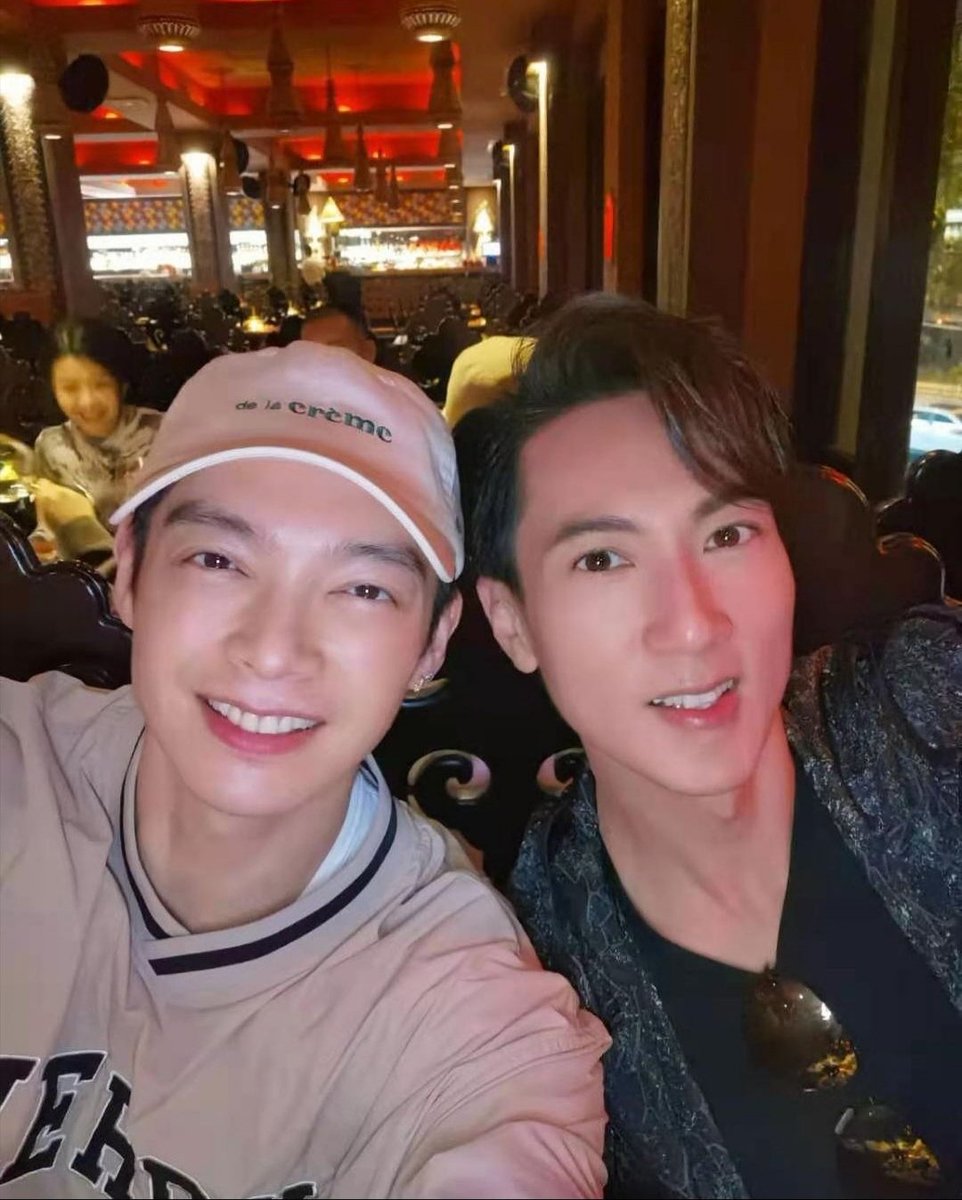 เวลา 2 คนนี้เจอกันทีไรทำไมใจเต้นแรงฟระ 😍 #Wuchun #Calvinchen