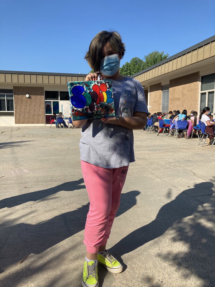 jalexanderSW3's tweet photo. ⁦@SWEJackets⁩ ⁦@LCSJackets⁩ Last Day of School ❤️❤️❤️ https://t.co/yBAhJIvmCr