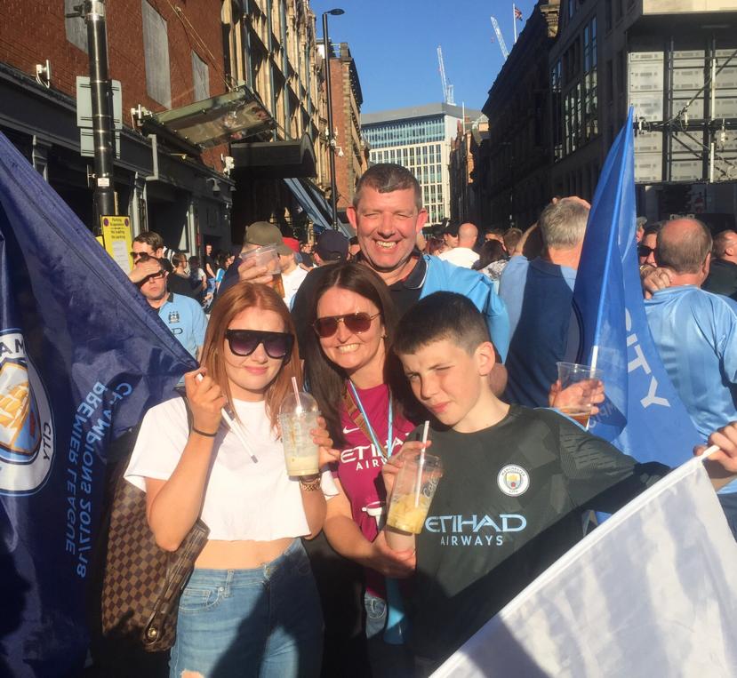 PlatinumTraini3's tweet photo. What’s everyone up to this weekend? We are looking forward to Saturday’s CLF – what a journey it’s been. Whatever the result, we are proud of our boys in blue! Enjoy the footie, bank holiday and the sunshine!
#ManchesterCity #championsleague #alwaysblue #UCLFinal #GoPep #MCFC https://t.co/sdQHj7JExV