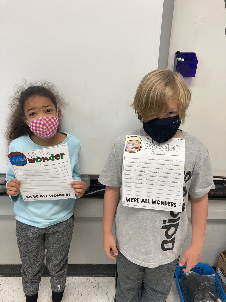 MsCrabtreesCrew's tweet photo. Yesterday, we wrote a paragraph about how wonderful our friends are💕 We did this activity at the beginning of the year but wrote about ourselves, such a sweet activity to end the year. #THbentonproud #isdstrong #isdthird https://t.co/r44FAcZhTb